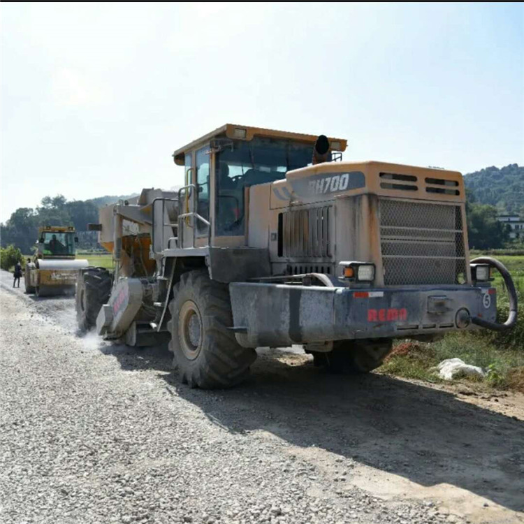 江西曲靖省道水泥路面当场破碎项目